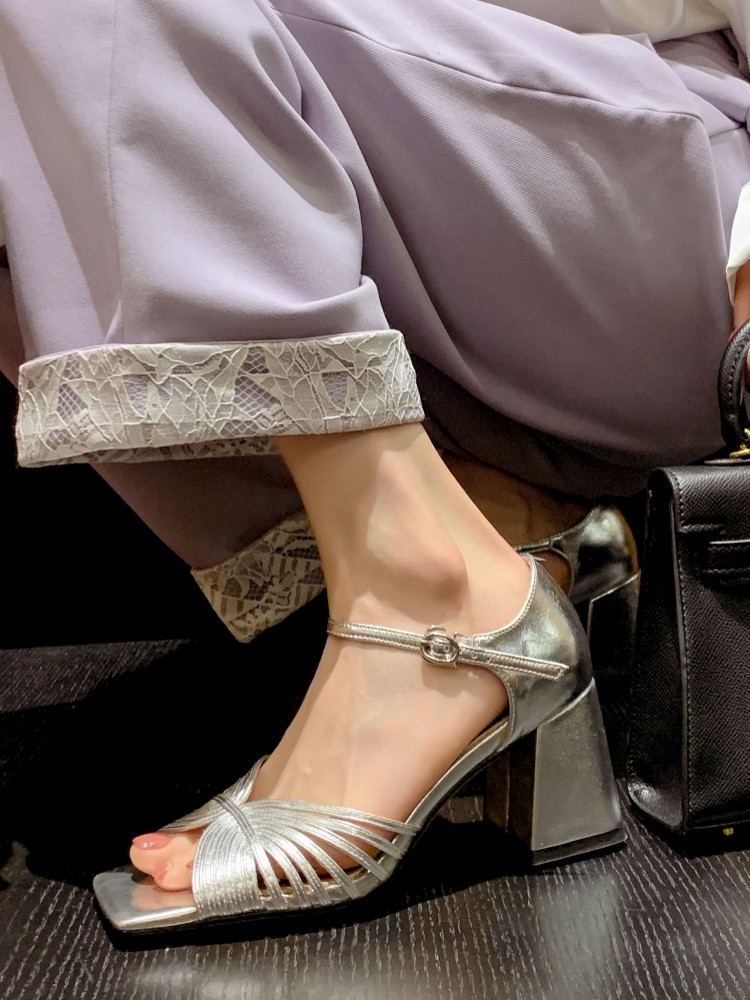 Elegant Women High Heels Hollo - Vintage Fashion Rome ulasan dan harga