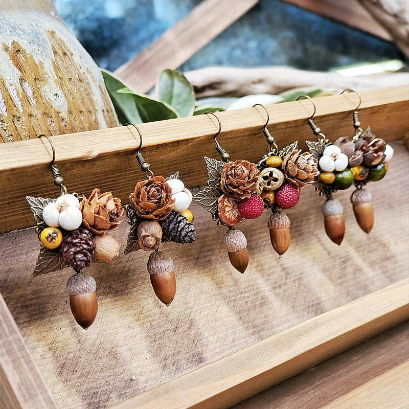 Vintage Wooden Plant Earring U - Vintage Fashion Wholesale ulasan dan harga